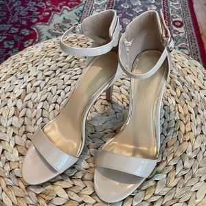 Jessica Simpson Julles ankle strap heel